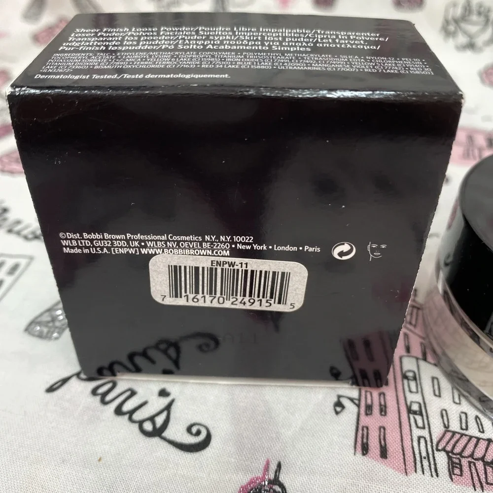 Bobbi Brown Sheer Finish Loose Powder in SOFT PORCELAIN .31 OZ / 9G‎